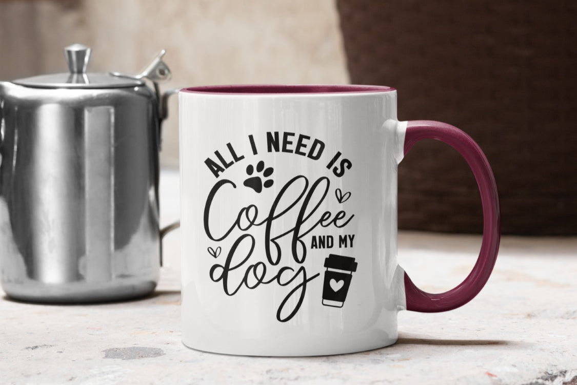 Kaffeetasse #hundeliebe mit Aufdruck 'all I need is coffee and my dog' Burgundy Henkel und Innenfärbung