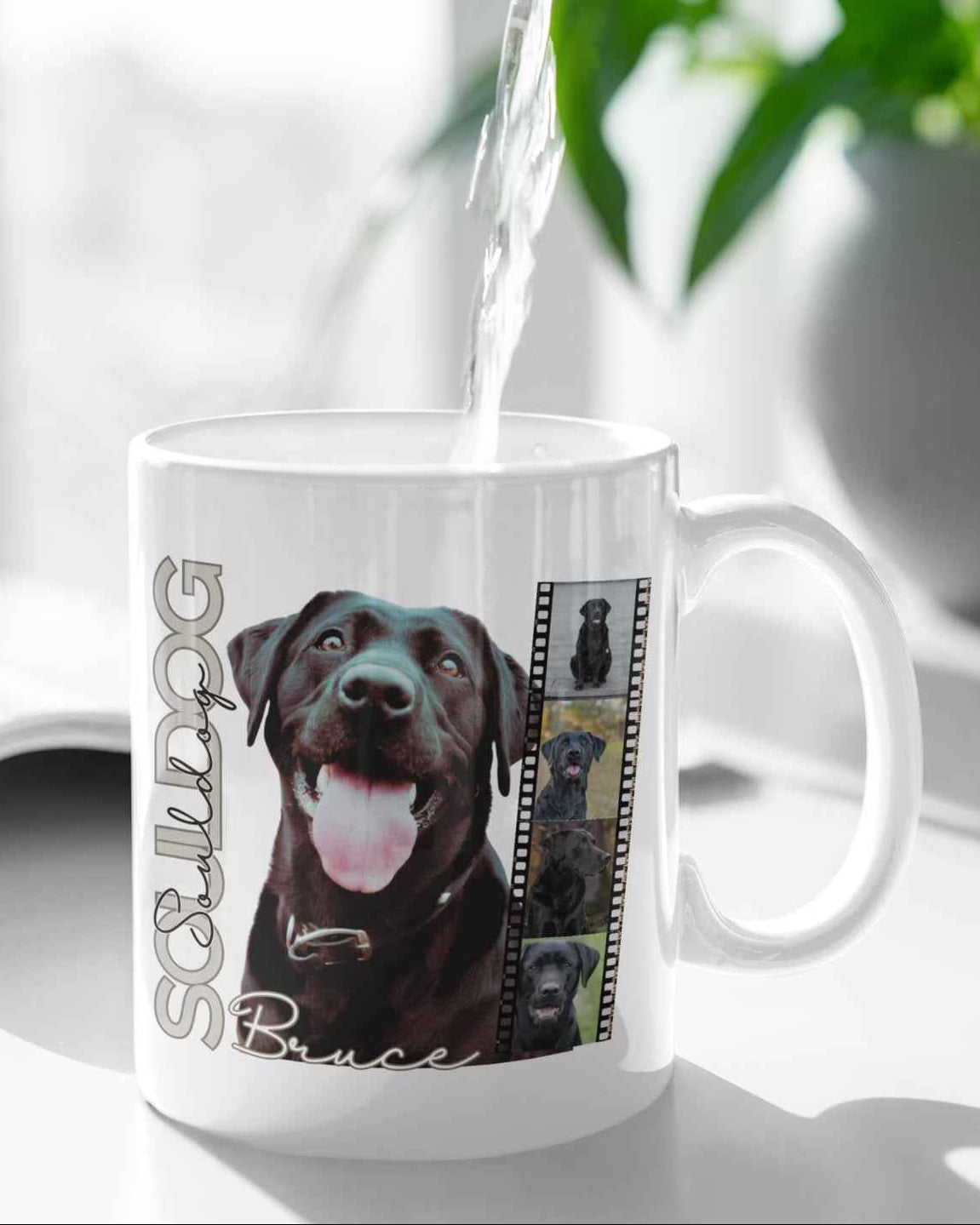 Personalisierte Tasse Souldog nach deiner Bildvorlage! Lade 5 Bilder hoch, gib den Namen an und wir erstellen dir dieses tolle Motiv auf der Keramiktasse.
