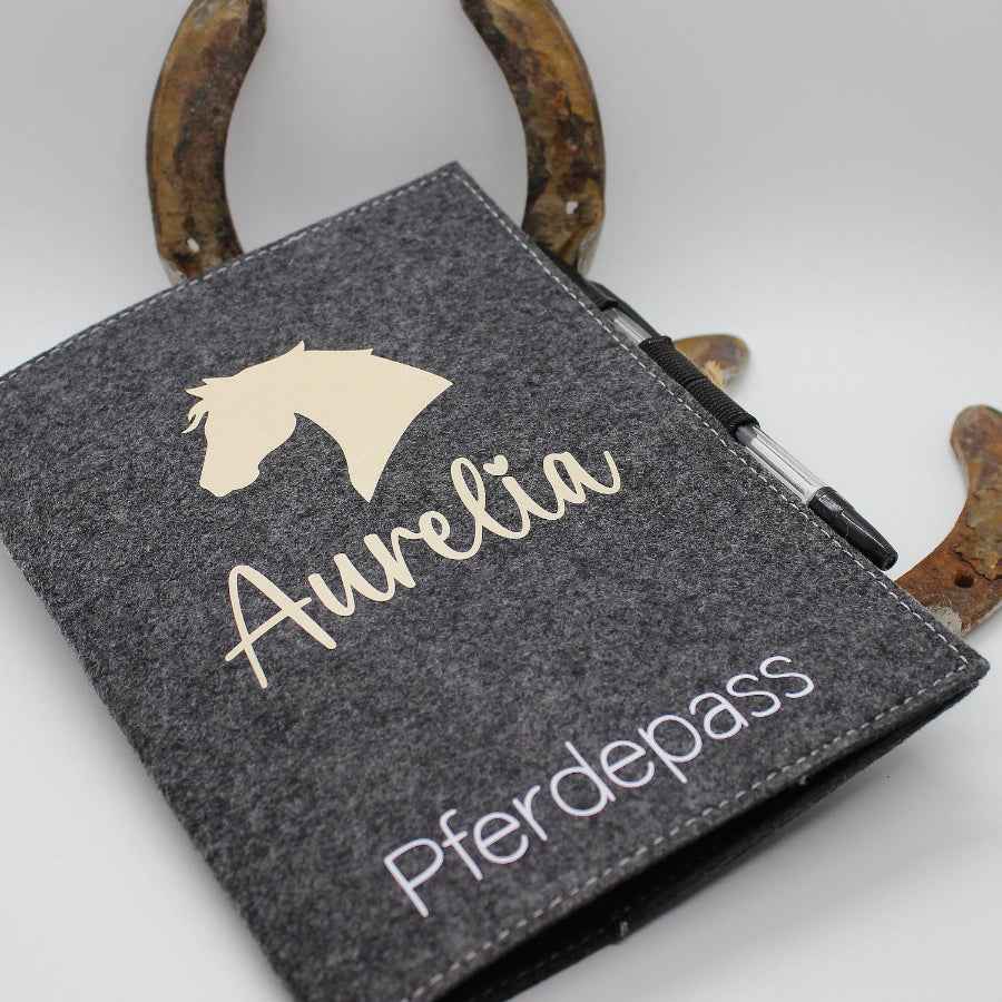 Pferdepass Mappe/ Equidenpass Mappe "personalisiert"
