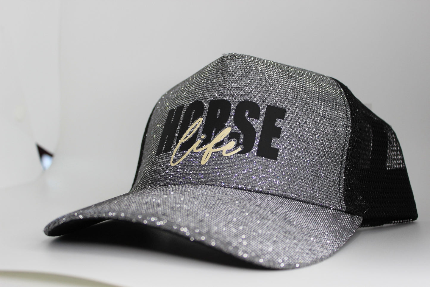 Glitzer Cap, silberfarben mit aufdruck "horse life"
