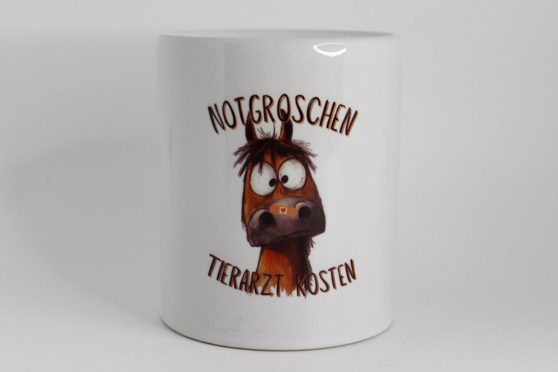 Geschenkidee für Pferdebesitzer. Spardose aus Keramik von Hand bedruckt, Motiv "Notgroschen Tierarzt Kosten" mit süßem Pferdemotiv mit einem Pflaster auf der Nase.