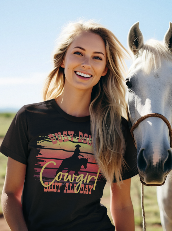 Tshirt westernreiten, für alle Cowgirls das perfekte pferdetshirt, Cowgirl, Westernpferd, Pferdeliebhaber Cowgirl Hoodie, Cowgirlpullover, Pferdemotiv Damen Hoodie, Stallpullover Pferde Shirt im Vintage Stil / Pferdeliebhaber / Reitsport Shirt / Pferd als treuer Begleiter / Inspirierender Pferde Spruch - Damen Shirt