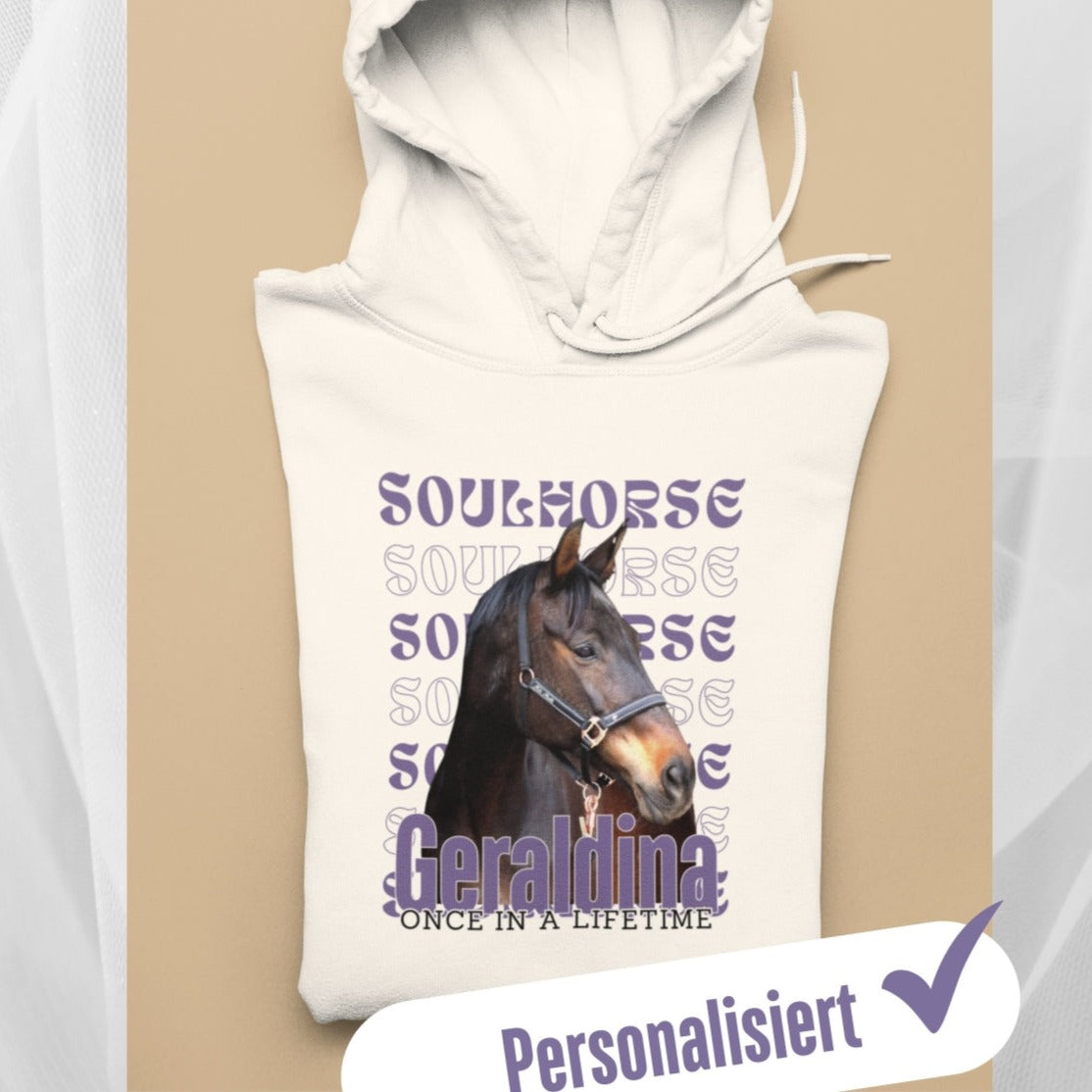 Personalisierter Pferdepullover für Pferdebesitzer, dein Bild und Wunschname auf unserem schicken Hoodie