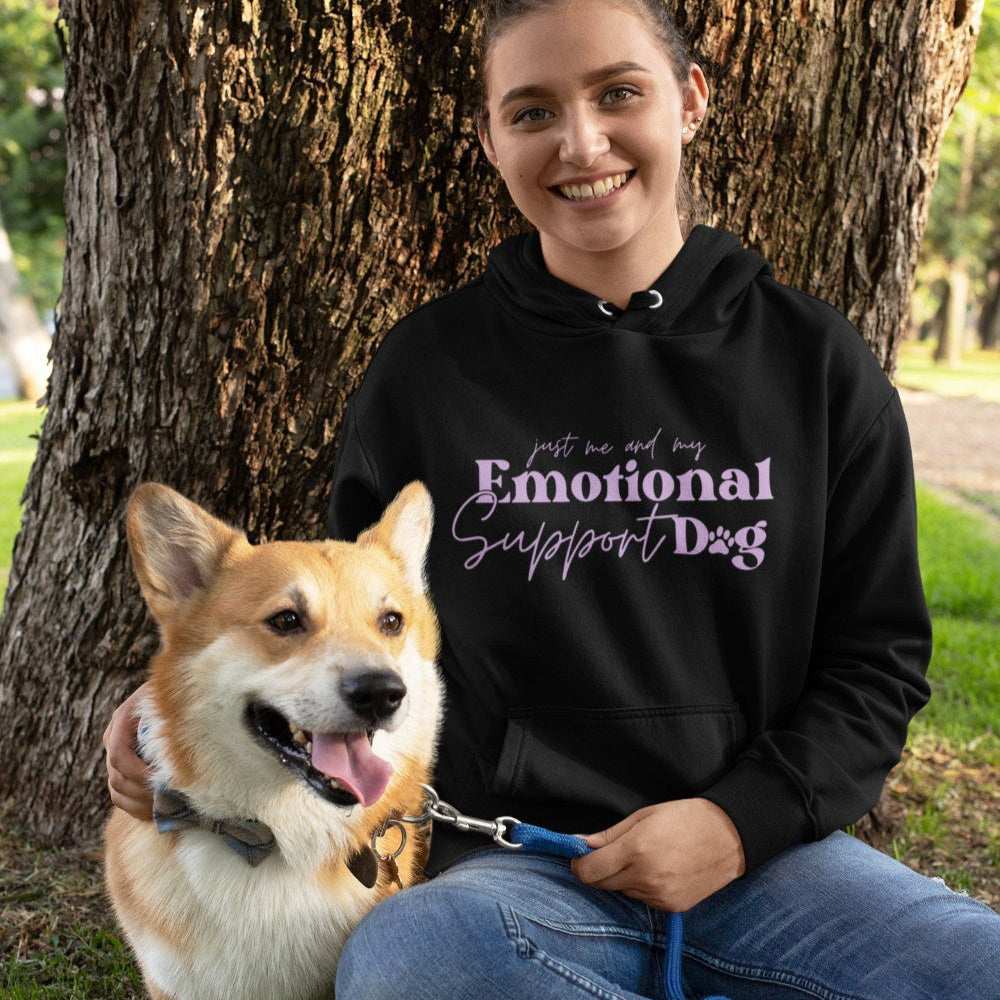 Damen Hoodie mit Aufdruck 'just me and my Emotional Support Dog'