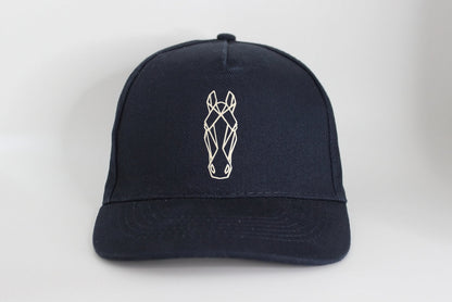 Baumwoll Cap Pferdemotiv für Reiter-/innen. Schicke und schlichte Baseball Cap, Einheitsgröße mit Schnalle zur Größenanpassung. 